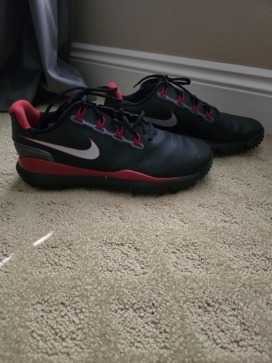 Nike Other - Nike Tiger Woods Golf Soft Spikes Size 10.5